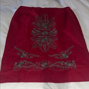 SINGLE skirt size 12 deep rd w grey embroidery nwot